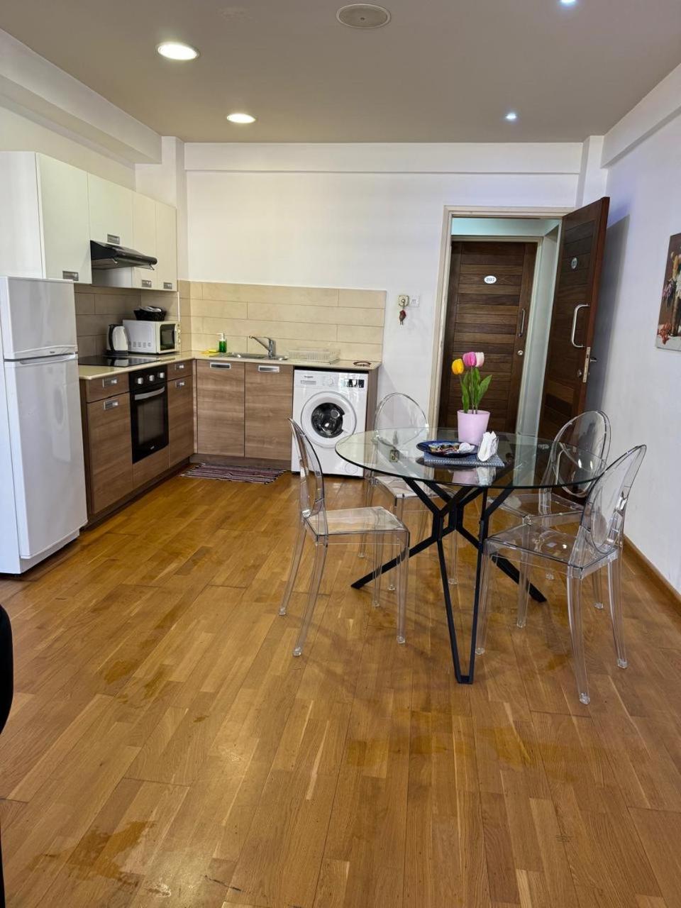 Ithaki Phinikoudes Apartment No. 205 Larnaca Exteriér fotografie