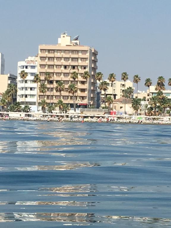 Ithaki Phinikoudes Apartment No. 205 Larnaca Exteriér fotografie