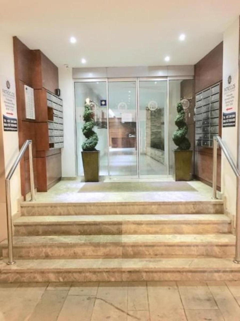 Ithaki Phinikoudes Apartment No. 205 Larnaca Exteriér fotografie